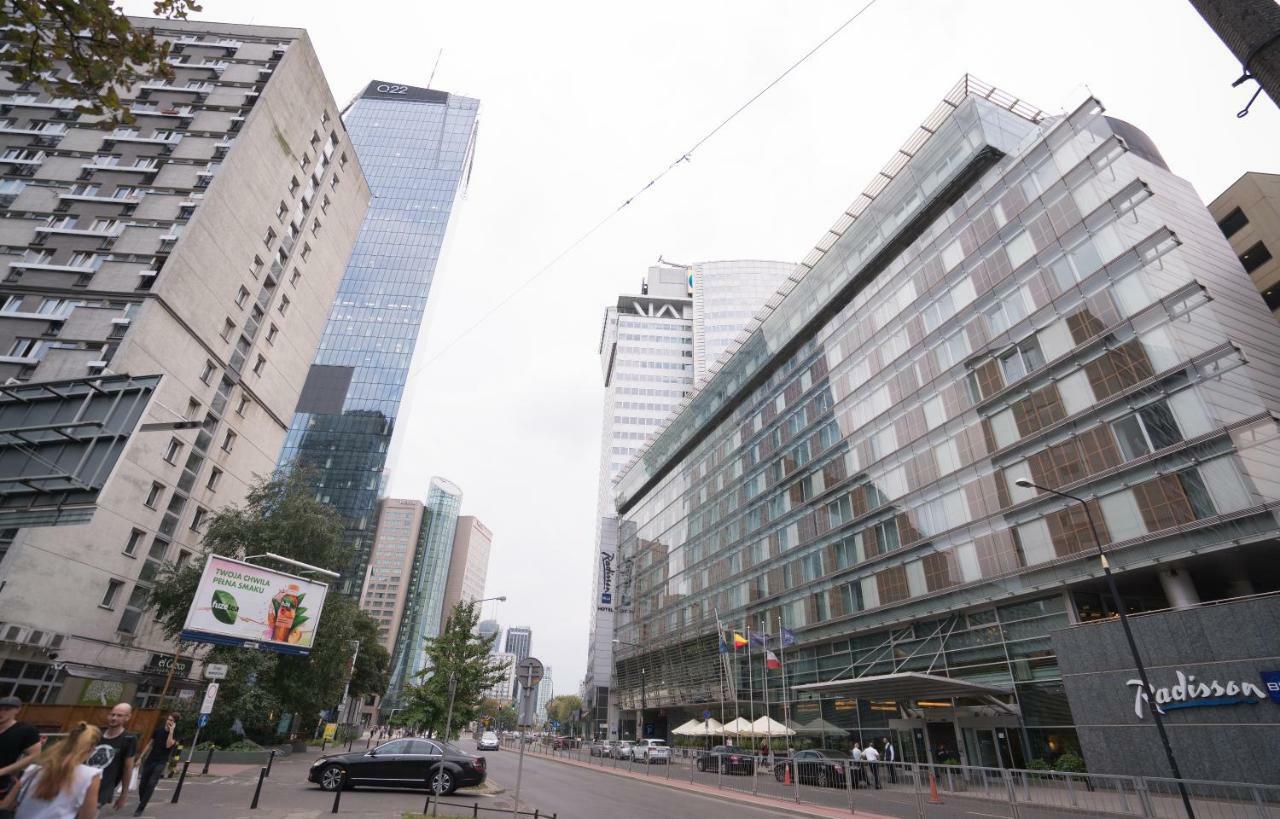 Apartament Hotel Grzybowska 9 Varşova Dış mekan fotoğraf