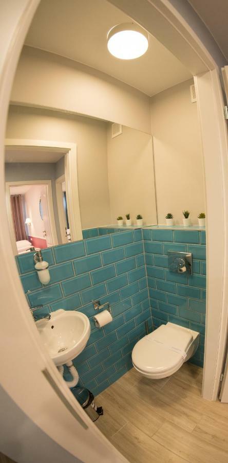 Apartament Hotel Grzybowska 9 Varşova Dış mekan fotoğraf